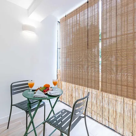 Vivendos - Vv08 - Miramar Apartman *